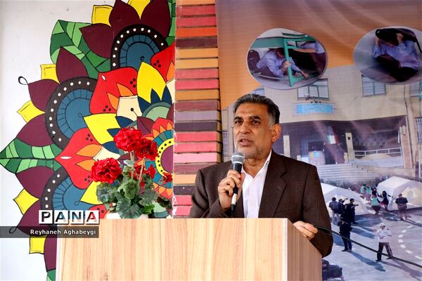 مانور زلزله ناحیه۶ مشهد در هنرستان شاهد کار و اندیشه