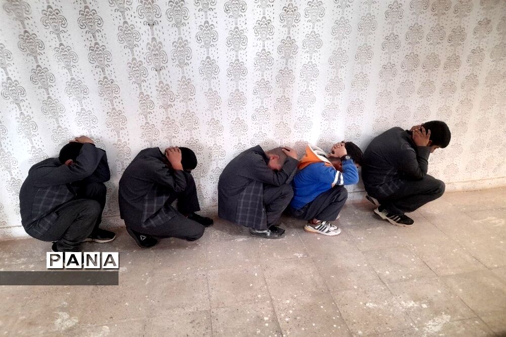 برگزاری مانور زلزله در مدارس بزینه‌رود
