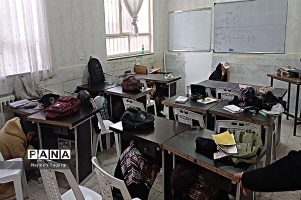 بیست و پنجمین دوره مانور زلزله در مدارس سطح شهرستان مه ولات