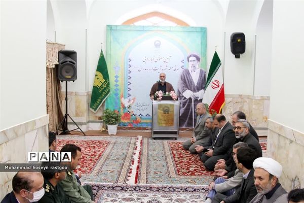 غبارروبی مرقد مطهر شهید آیت الله مدرس (ره)