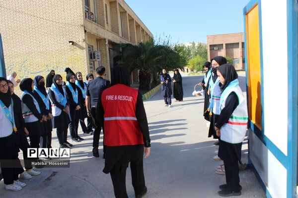 بیست و پنجمین مانور سراسری زلزله در بوشهر