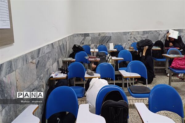 برگزاری مانور زلزله در دبیرستان اسلامبولچی ناحیه ۶