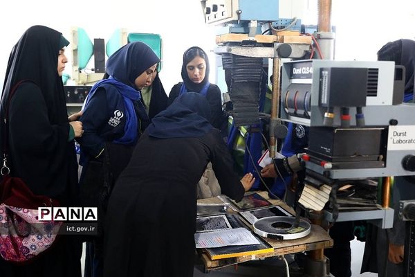 اردوی علمی راهیان پیشرفت دانش‌آموزی ‌از سازمان فضایی ایران