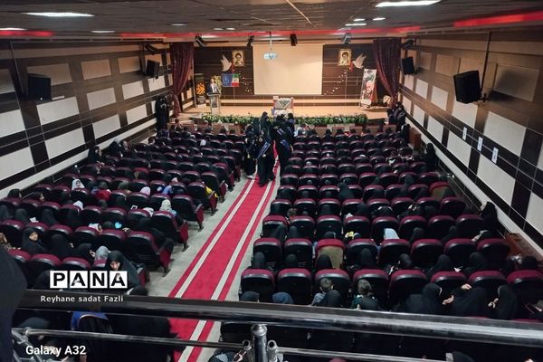 برگزاری همایش دختران نسل‌ظهور در کانون فرهنگی شهید کافی شهریار
