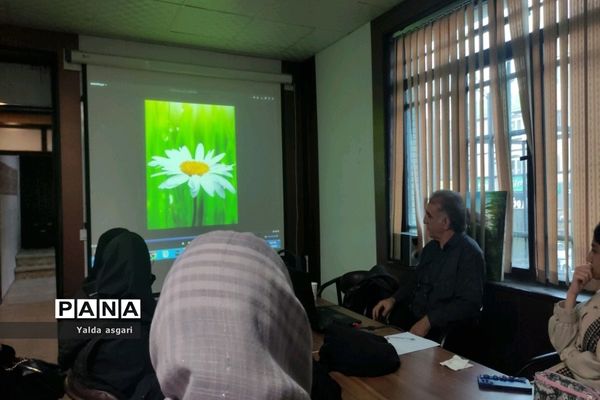 برگزاری کلاس آموزشی عکاسی، ویژه دانش‌آموزان خبرنگار پانا در کانون هدایت شهرستان ورامین