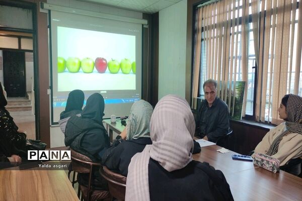 برگزاری کلاس آموزشی عکاسی، ویژه دانش‌آموزان خبرنگار پانا در کانون هدایت شهرستان ورامین
