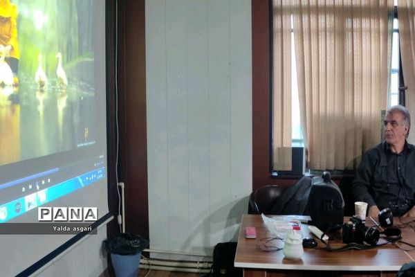 برگزاری کلاس آموزشی عکاسی، ویژه دانش‌آموزان خبرنگار پانا در کانون هدایت شهرستان ورامین