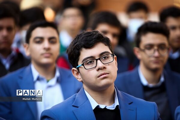 مراسم افتتاح طرح هر مدرسه یک نهالستان در دبیرستان ماندگار البرز