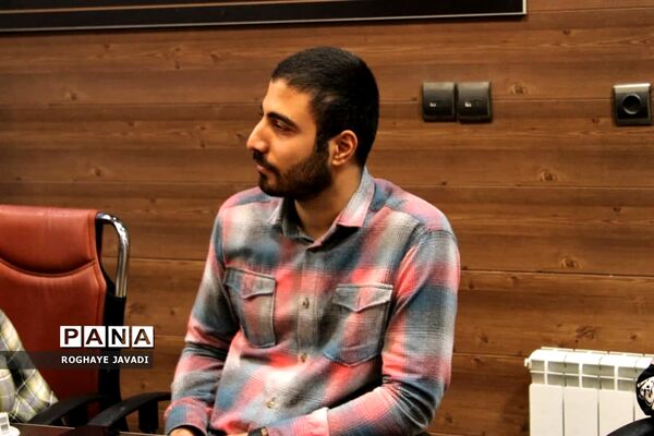 جلسه هم اندیشی انجمن اسلامی دانش‌آموزان ناحیه یک بهارستان