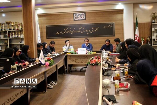 کارگاه آموزشی طرح هر مدرسه یک خبرنگار در ناحیه یک بهارستان