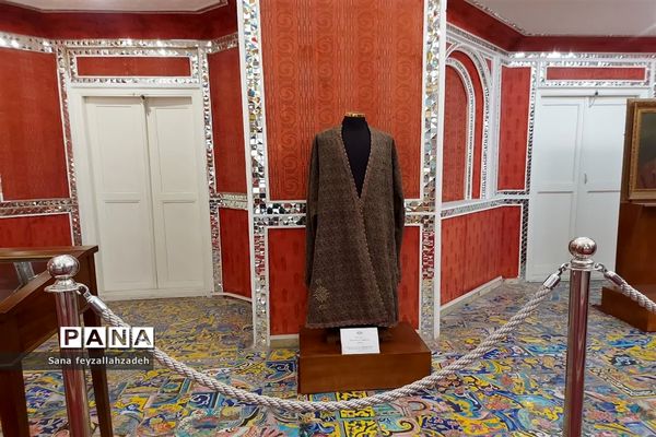 بازدید دانش‌آموزان از مجموعه تاریخی کاخ گلستان