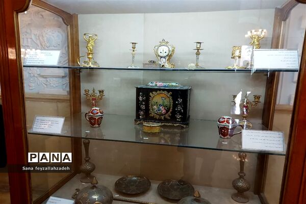 بازدید دانش‌آموزان از مجموعه تاریخی کاخ گلستان