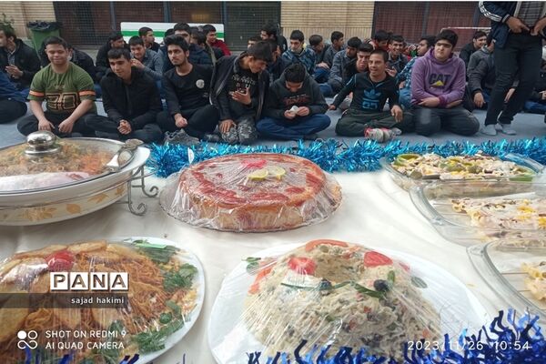 جشنواره غذا و انجام مسابقات آشپزی با حضور پررنگ خانواده‌های مجتمع آموزشی آهسته گام