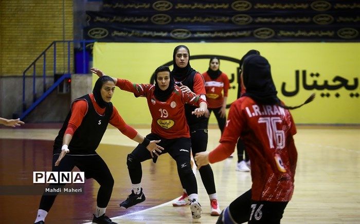 ‌شکست بانوان هندبالیست‌‌ ایران‌ مقابل ژرمن‌ها