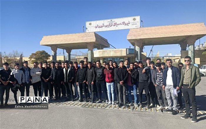 بازدید دانش‌آموزان هنرستان امام خمینی(ره) شیروان از نیروگاه سیکل ترکیبی
