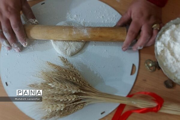 تدریس خلاقانه در دبستان حکمت نبوی ناحیه دو ری