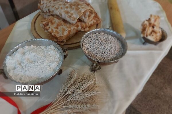 تدریس خلاقانه در دبستان حکمت نبوی ناحیه دو ری