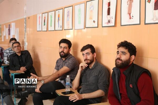 دوره توانمند‌سازی دبیران متوسطه ناحیه یک بهارستان