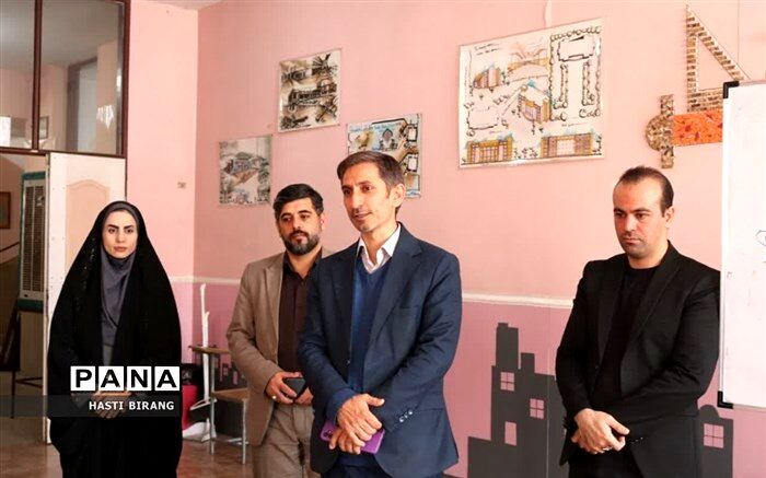 معلم توانمند، اولین مرحله برای رشد سطح علمی دانش‌آموزان است