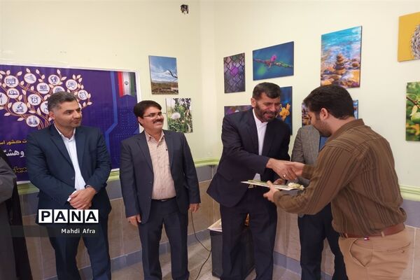 تقدیر از پژوهشگران برگزیده استانی و منطقه ای شهرستان بهبهان