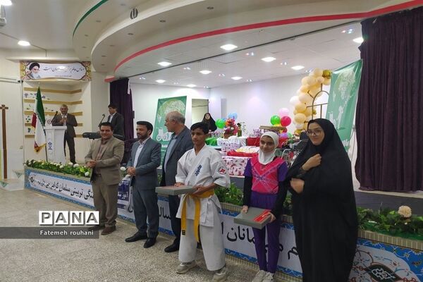 همایش گرامیداشت روز جهانی معلولیت در خلیل آباد