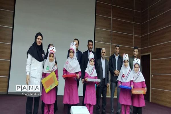 نشست دانش‌آموزان تشکل‌های دانش‌آموزی شهرستان گناوه