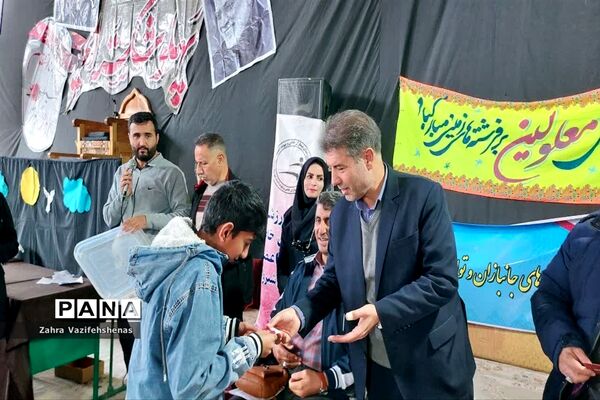 پیاده‌روی جانبازان و توان یابان شیروان به‌مناسبت روز معلولین