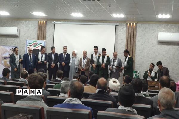 بازدید از کارخانه کاشی در راستای طرح اردوی راهیان پیشرفت شهرستان میبد