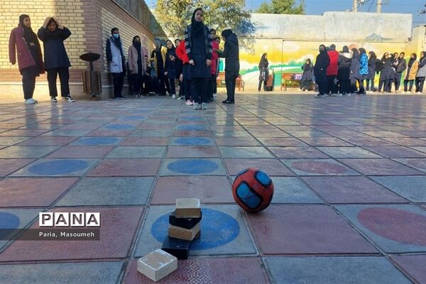 مسابقات ورزشی در دبیرستان شهید باهنر‌ ورامین