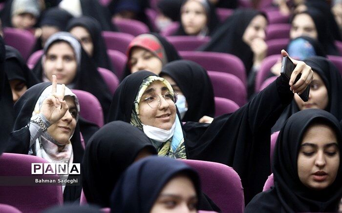 تعیین سقف سنی ۲۴ سال برای پذیرش دانشگاه فرهنگیان