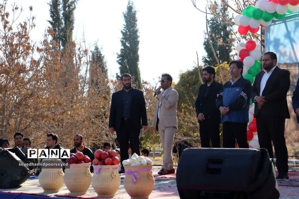 همایش بزرگ پیاده‌روی خانوادگی در مهردشت ابرکوه