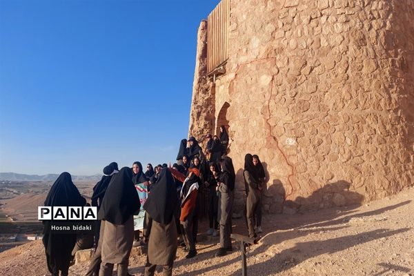 اردوی راهیان پیشرفت  دانش‌آموزان شهرستان  مانه و سملقان