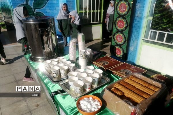 ایستگاه صلواتی در دبستان شاهد عبدالرحمن آدمی ابرکوه
