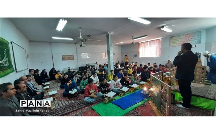 قرآن کریم برترین معلم انسان است