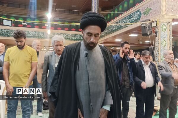 محفل انس با قران کریم در مسجد فاطمه الزهرا ناحیه یک  شیراز