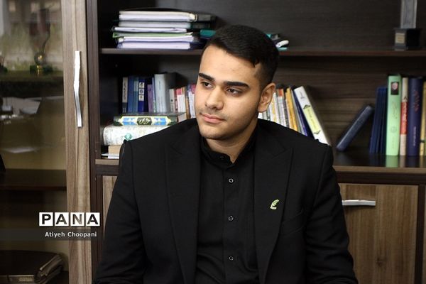 دیدار اعضای مجلس دانش‌آموزی با معاونان وزارت آموزش و پرورش