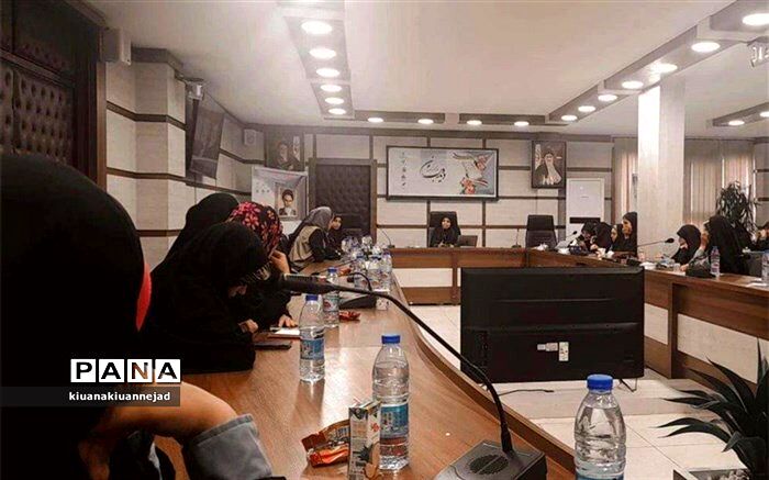 قانون اساسی‌ میثاق ملی و مهم‌ترین سند کشور است