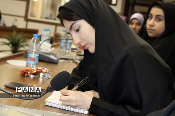 اجرای برنامه «دیده‌بان قانون اساسی» ‌ویژه اعضای مجلس دانش‌آموزی