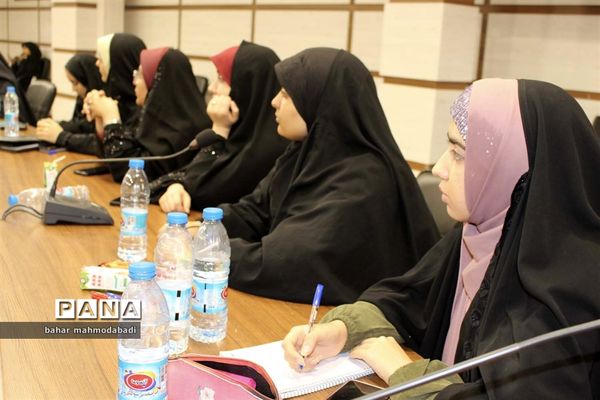 اجرای برنامه «دیده‌بان قانون اساسی» ‌ویژه اعضای مجلس دانش‌آموزی