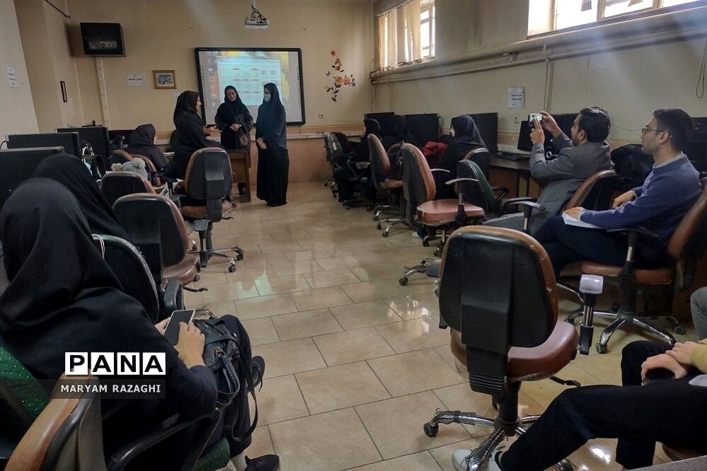 جلسه توانمندسازی دبیران درس تفکر و سبک زندگی کهریزک