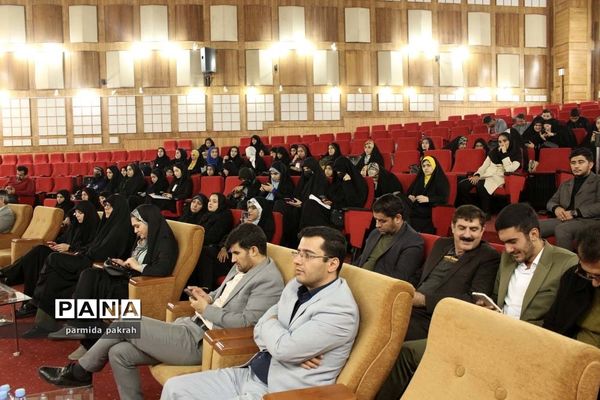بازدید اعضای مجلس دانش‌آموزی از صدا و سیمای جمهوری اسلامی ایران