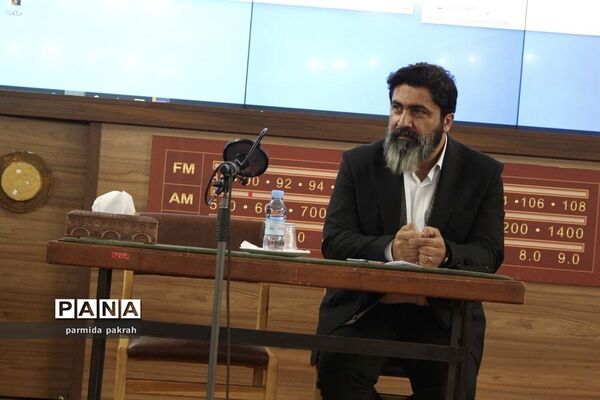 بازدید اعضای مجلس دانش‌آموزی از صدا و سیمای جمهوری اسلامی ایران