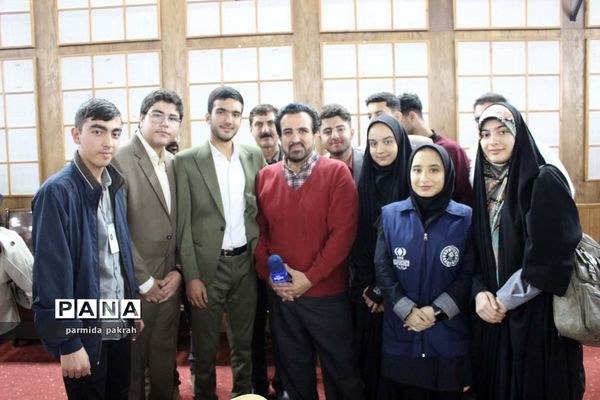 بازدید اعضای مجلس دانش‌آموزی از صدا و سیمای جمهوری اسلامی ایران