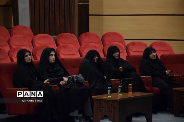 مراسم تجلیل از پژوهشگران و فناوران برتر استان قم