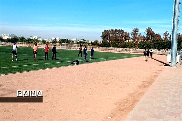 مسابقات دو و میدانی دوره دوم متوسطه پسران مرحله منطقه‌ای در  ورامین
