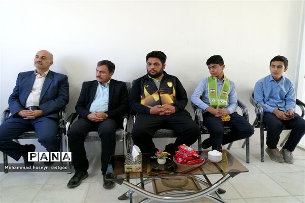 بازدید مدیرکل مدارس سما کاشمر از دبیرستان پسرانه غیر دولتی سما