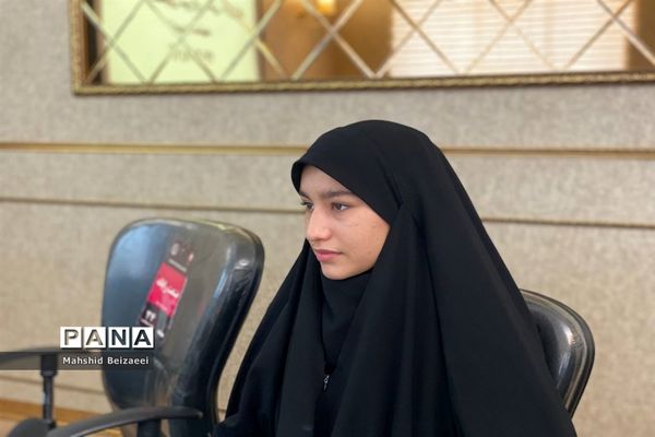 اولین جلسه هیئت رئیسه شورای دانش‌آموزی ناحیه ۵