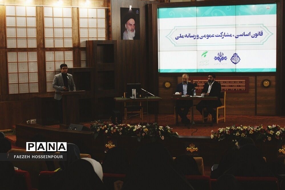 بازدید اعضای مجلس دانش‌آموزی از صداوسیما‌