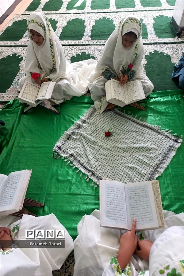 محفل انس با قرآن در مدارس شهرستان بام و صفی‌آباد