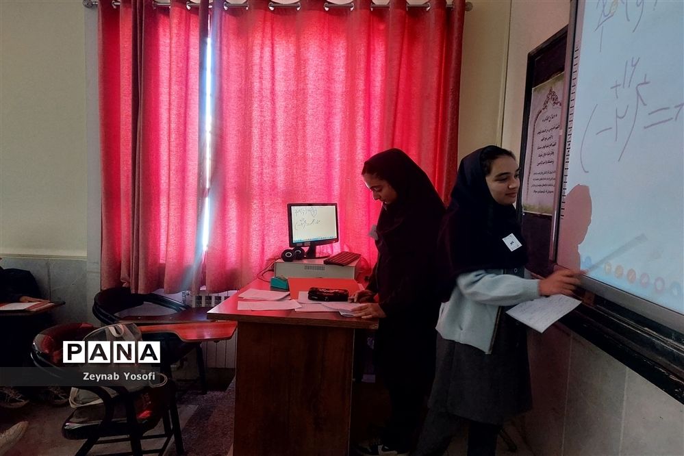 اجرای طرح مدام در دبیرستان نمونه دولتی امام رضا (ع) و فرزانگان